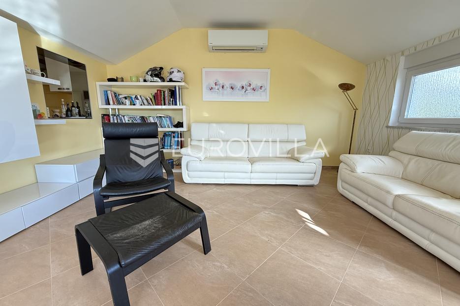 House For sale -  Ližnjan