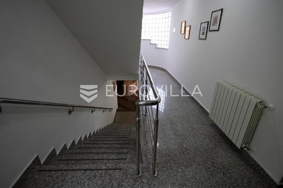 Hotel Na sprzedaż -  Marčana