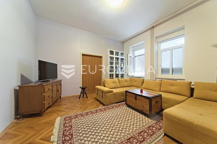 Flat for sale 105 m² – Donji Grad