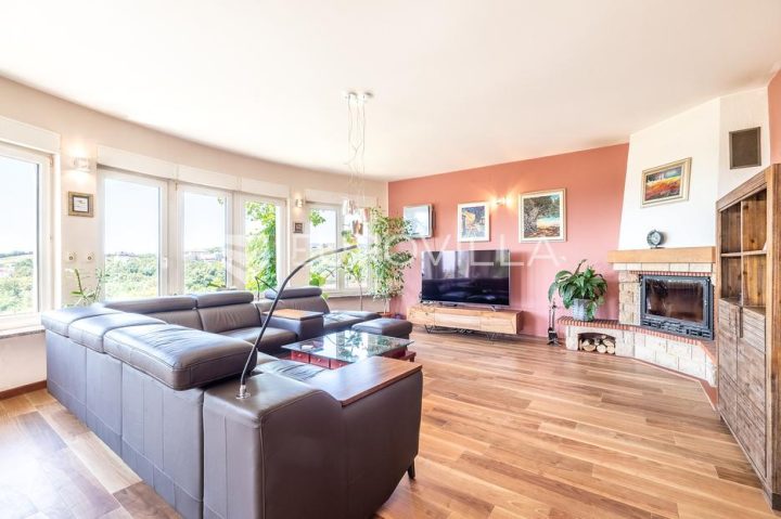 Casa in vendita 530 m² – Vrhovec