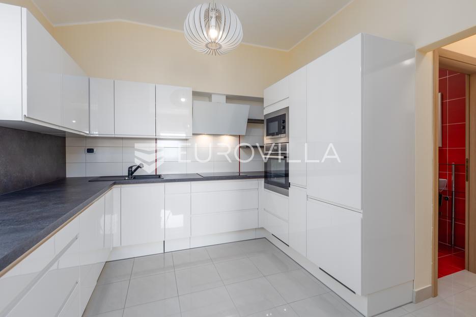 Apartment Zu verkaufen - Istarska Ližnjan