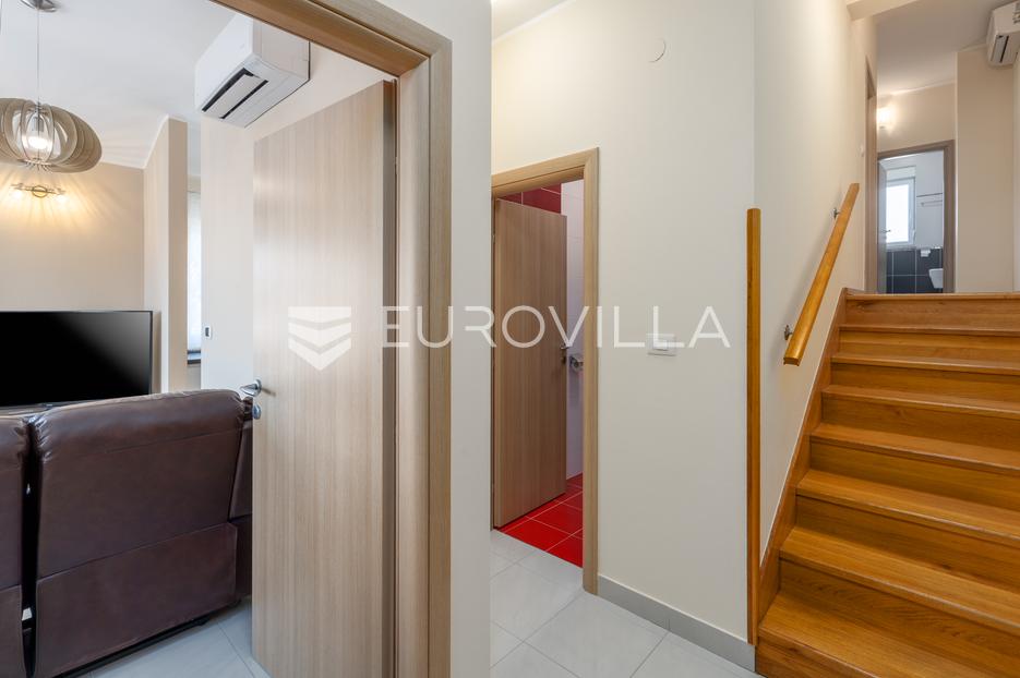 Apartment Zu verkaufen - Istarska Ližnjan