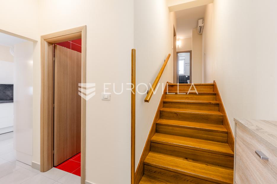 Apartment Zu verkaufen - Istarska Ližnjan