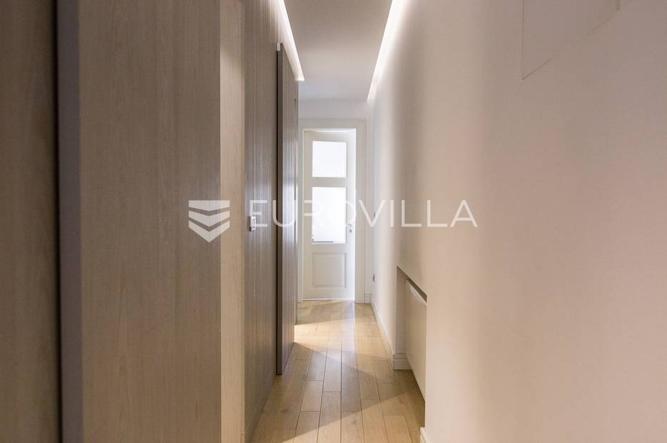 Flat For sale -  Donji Grad