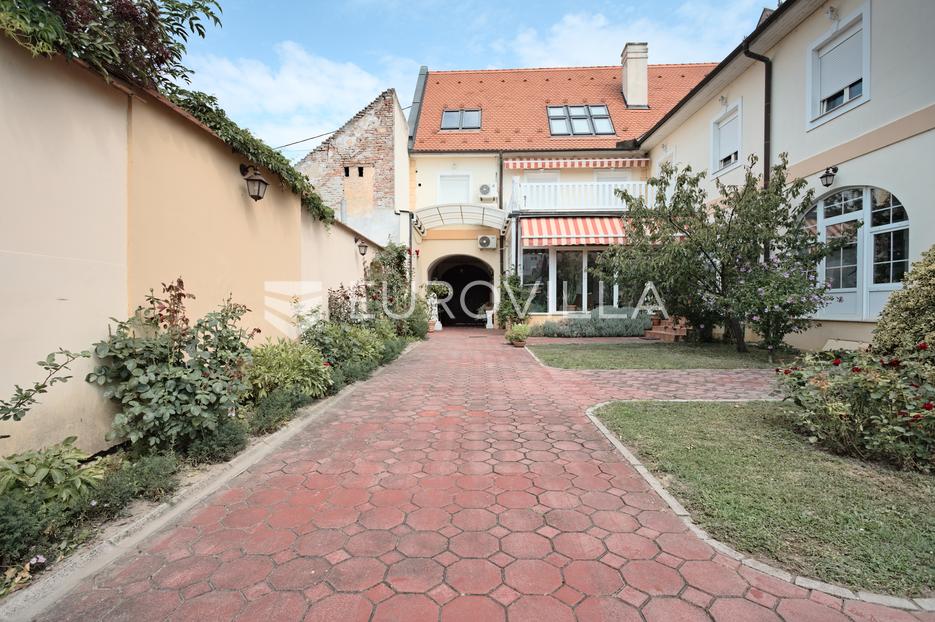Kuća Na prodaju -  Osijek