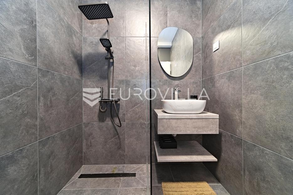 Appartement À vendre -  Osijek
