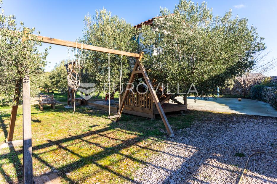 Działka Na sprzedaż -  Šibenik - Okolica