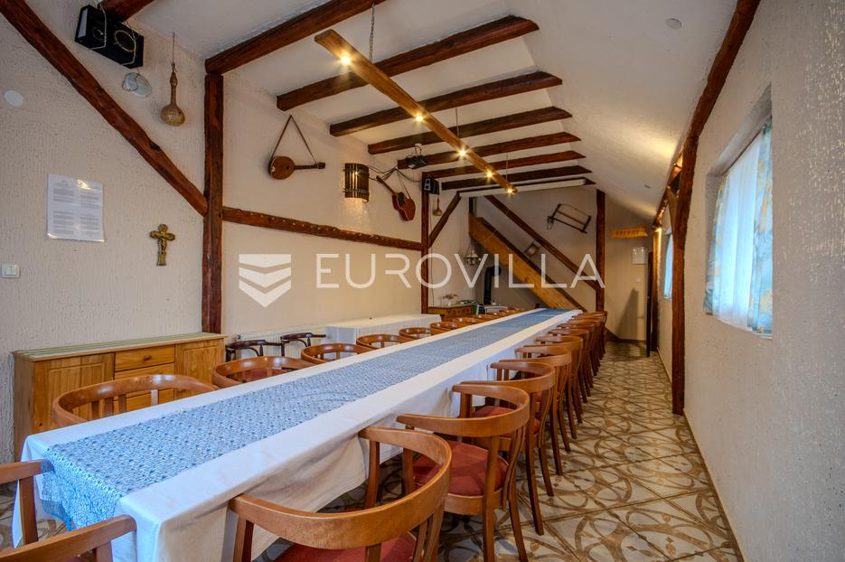 Locaux commerciaux À vendre -  Varaždin