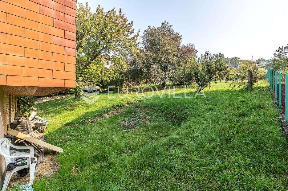 Hiša Naprodaj - Grad Zagreb Črnomerec
