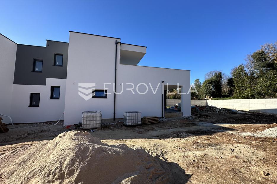 Haus Zu verkaufen - Istarska Ližnjan