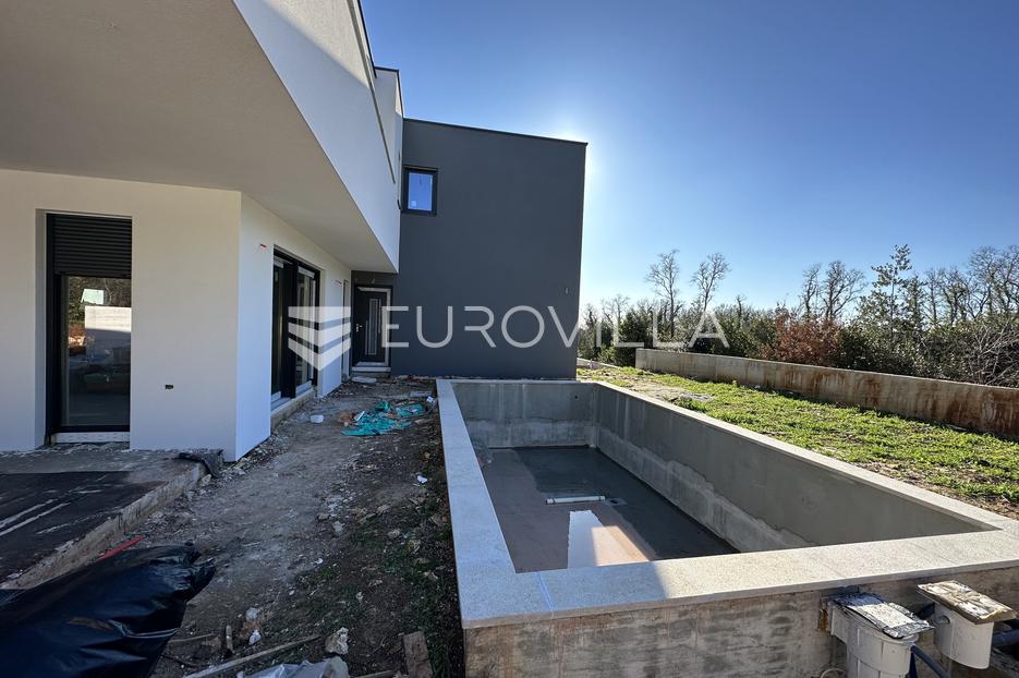 Haus Zu verkaufen - Istarska Ližnjan