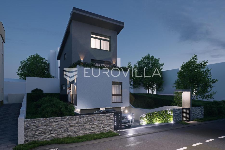 Casa In vendita -  Maksimir