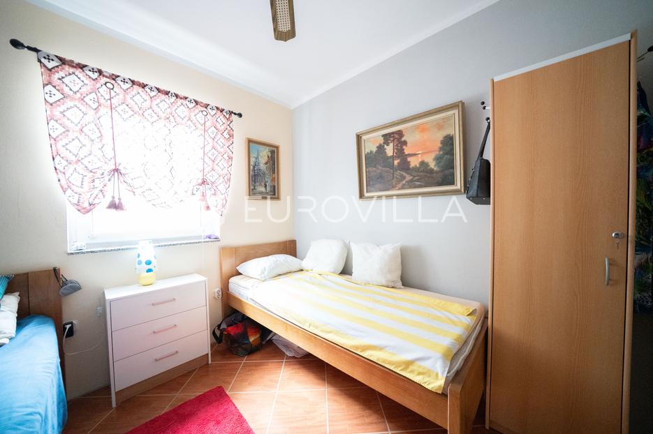 House For sale -  Vir