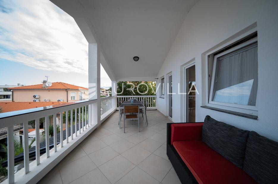 House For sale -  Vir