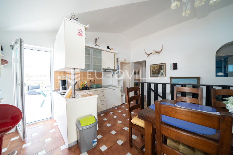 House For sale -  Vir