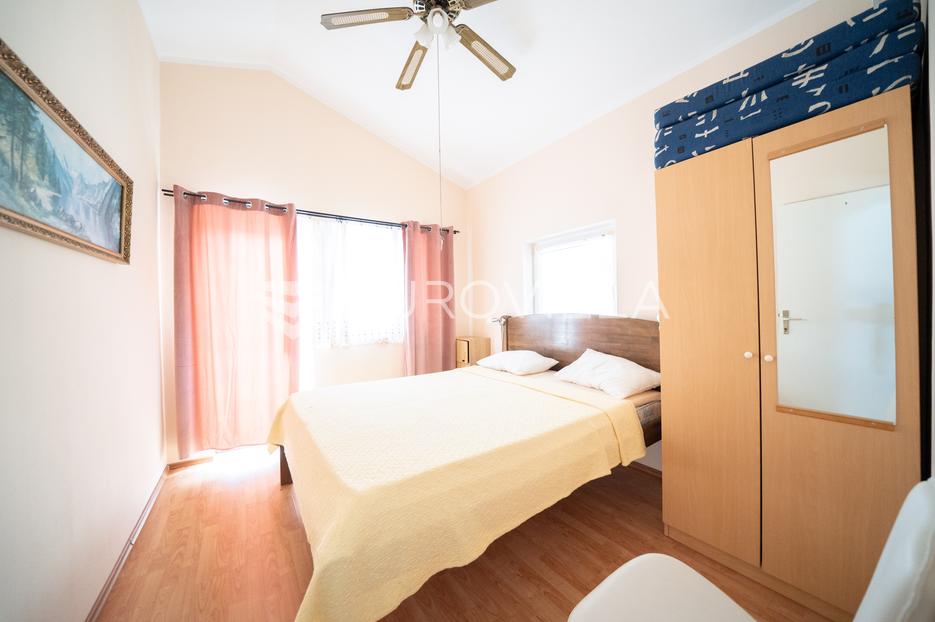 House For sale -  Vir