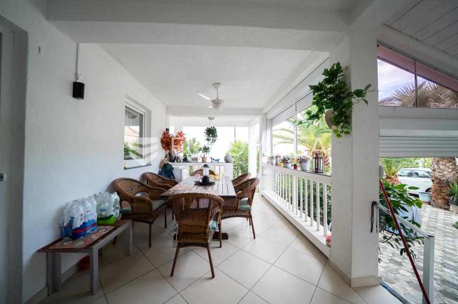 House For sale -  Vir