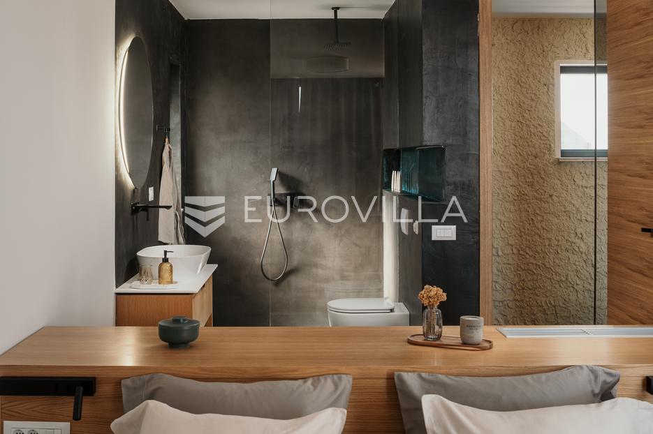 Maison À vendre -  Šolta