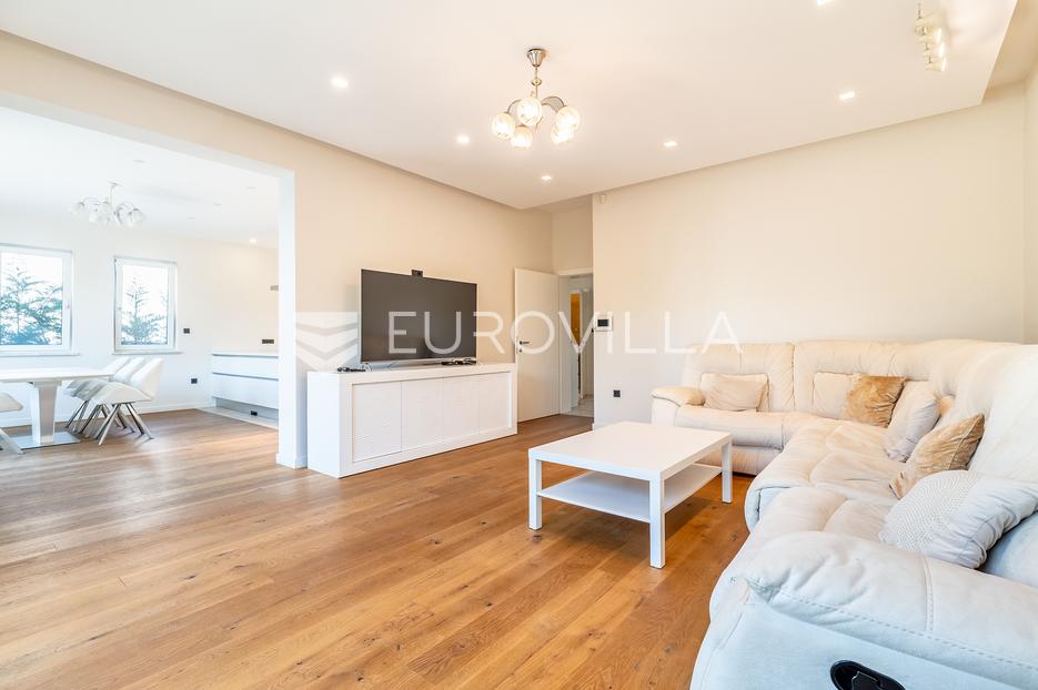 Casa In vendita -  Novi Zagreb - Zapad