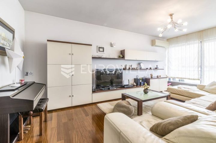 Apartma Na predaj - Grad Zagreb Maksimir - foto 2/15