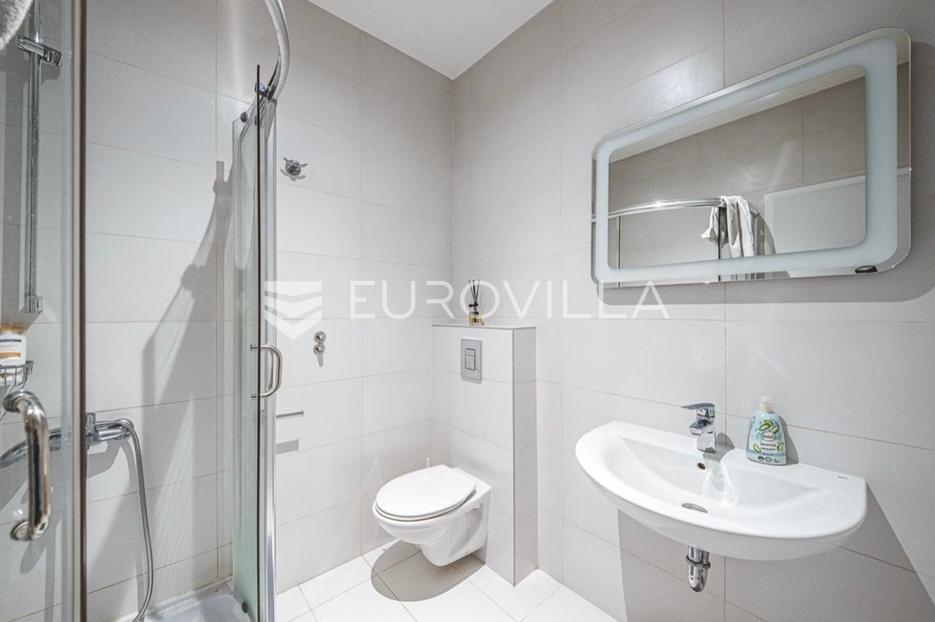 Apartmán Na prodej -  Črnomerec