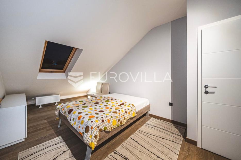 Apartmán Na prodej -  Črnomerec