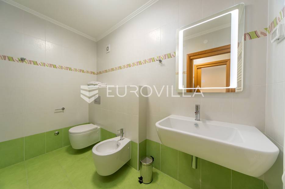 Appartamento In vendita - Istarska Umag
