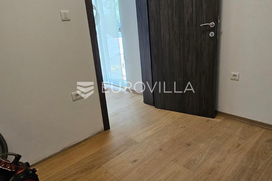 Apartma Na predaj -  Pula