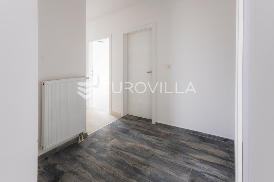 Appartamento In vendita -  Slavonski Brod