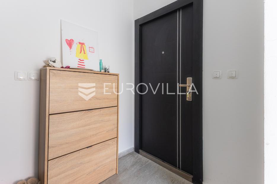 Appartamento In vendita -  Slavonski Brod
