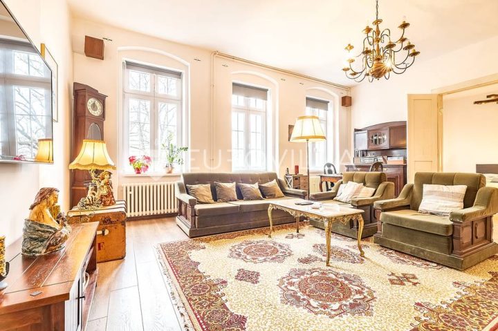 Stan na prodaju 165 m² – Donji Grad
