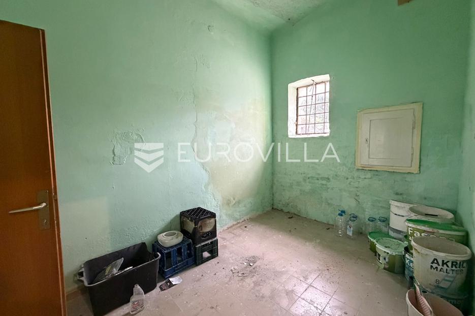 Locaux commerciaux À vendre - Osječko-baranjska Viškovci