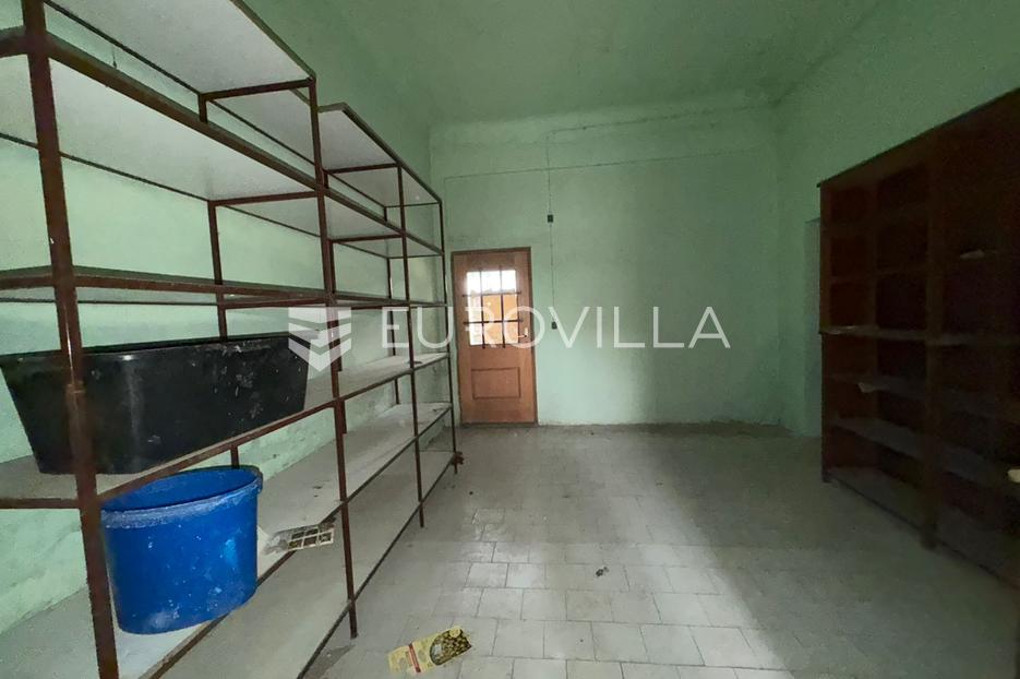 Locaux commerciaux À vendre - Osječko-baranjska Viškovci