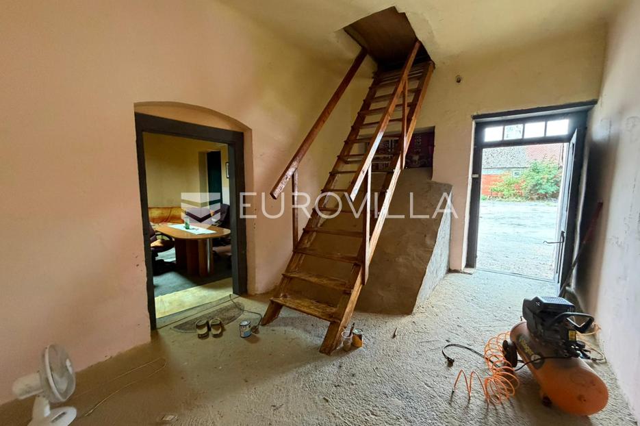 Locaux commerciaux À vendre - Osječko-baranjska Viškovci