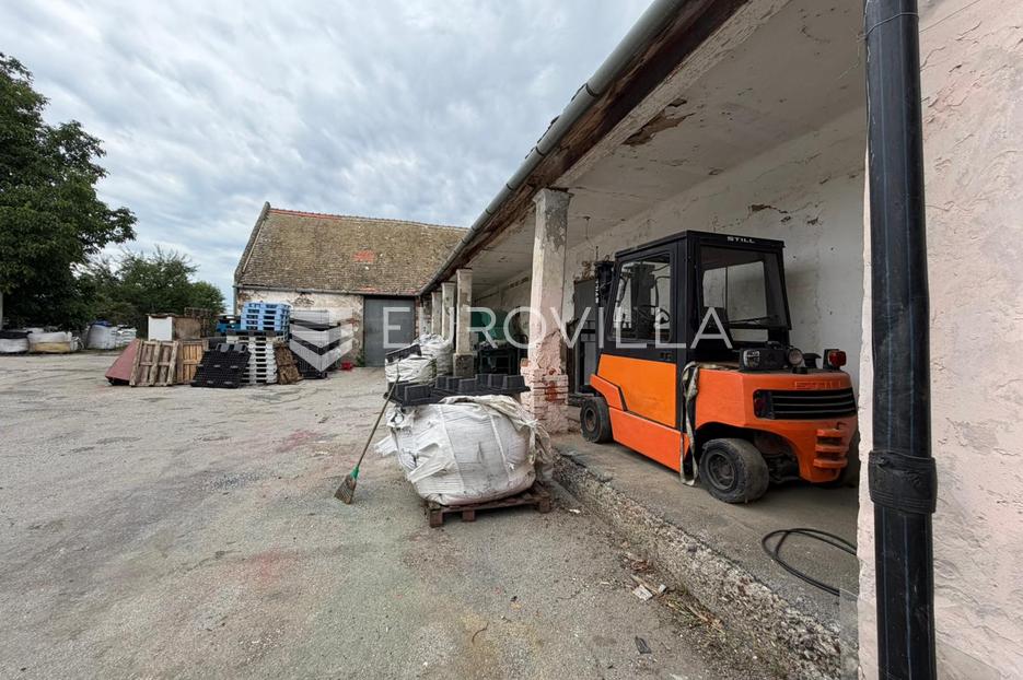 Locaux commerciaux À vendre - Osječko-baranjska Viškovci