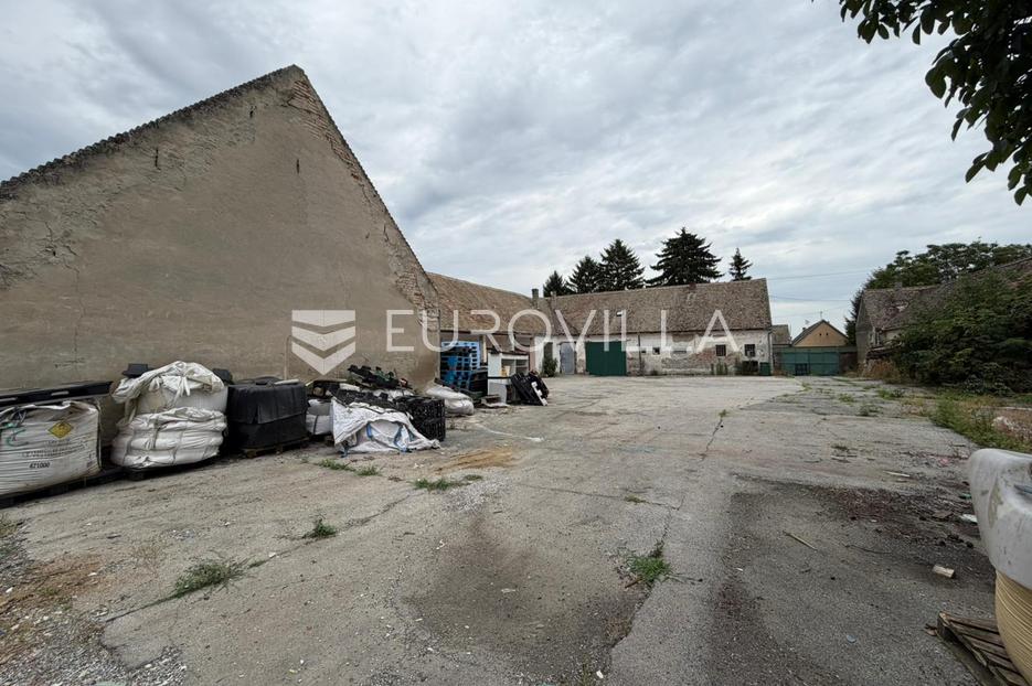 Locaux commerciaux À vendre - Osječko-baranjska Viškovci