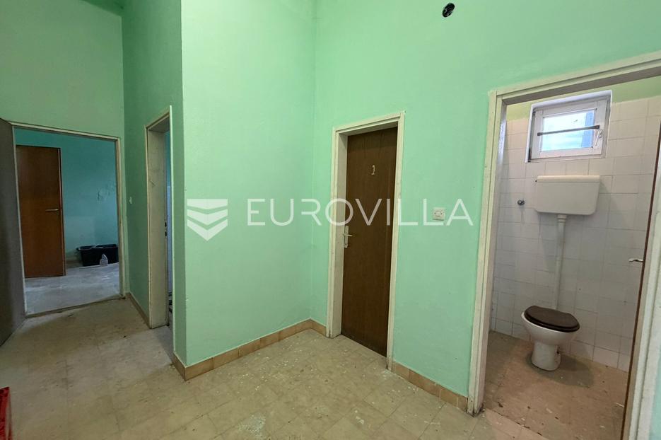 Locaux commerciaux À vendre - Osječko-baranjska Viškovci