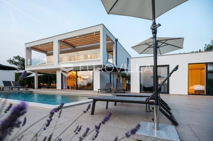 Hiša na predaj 290 m² – Labin