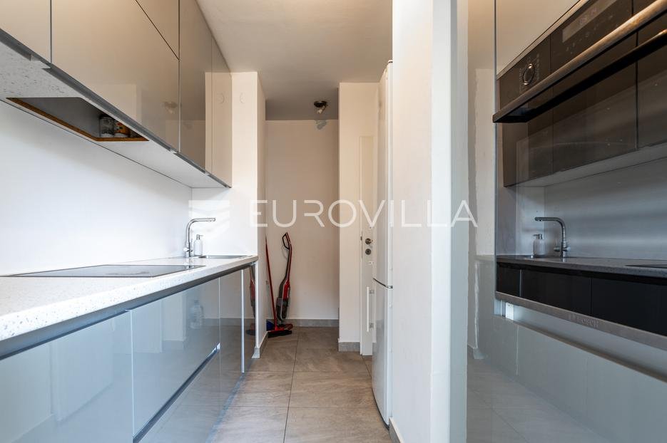 Apartmán Na predaj - Splitsko-dalmatinska Split