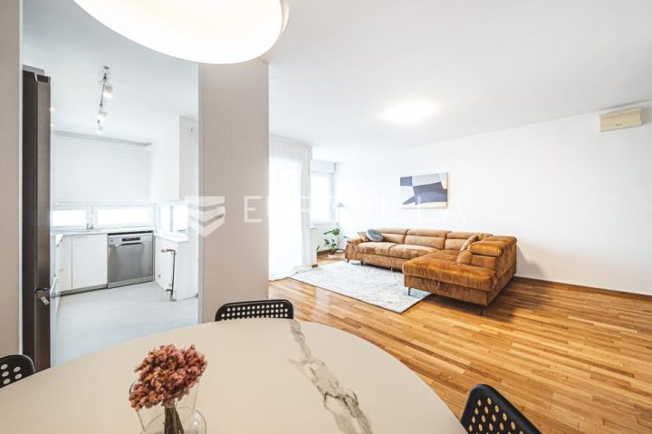 Apartmán na predaj 84 m² – Vrbani