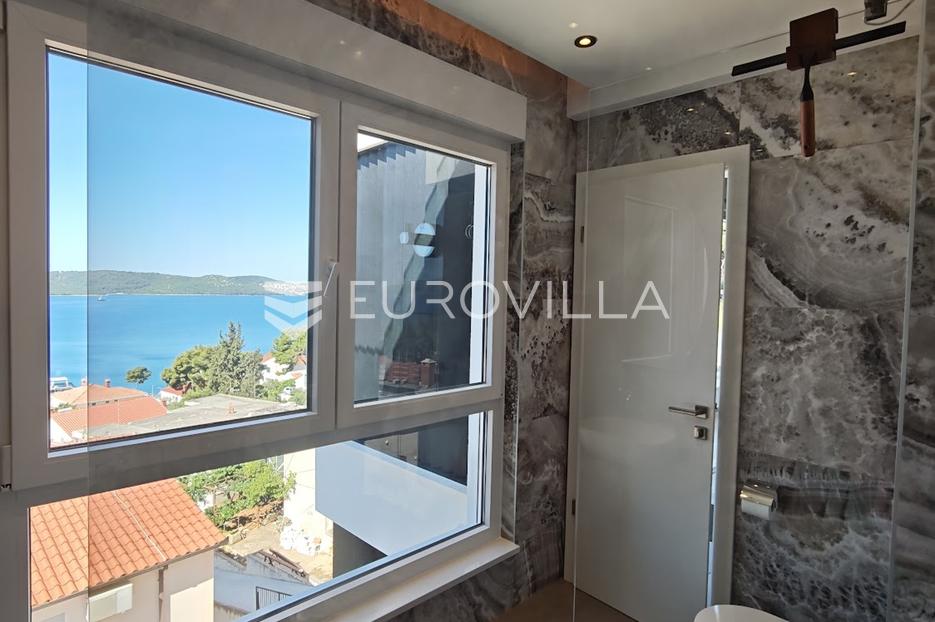 Appartamento In vendita -  Trogir