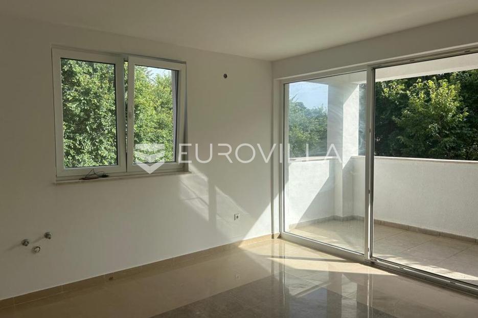 Appartamento In vendita -  Rab