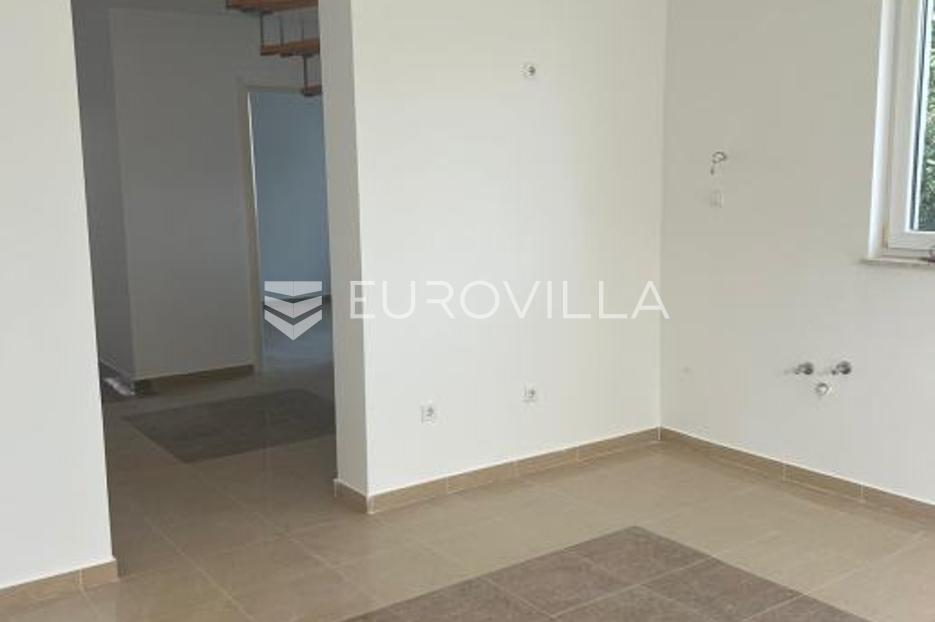 Appartamento In vendita -  Rab