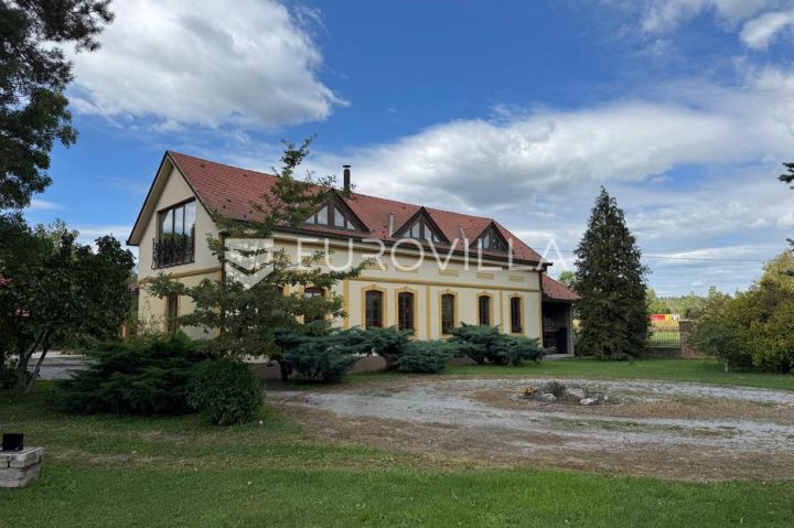 Maison à vendre 480 m² – Grabarje
