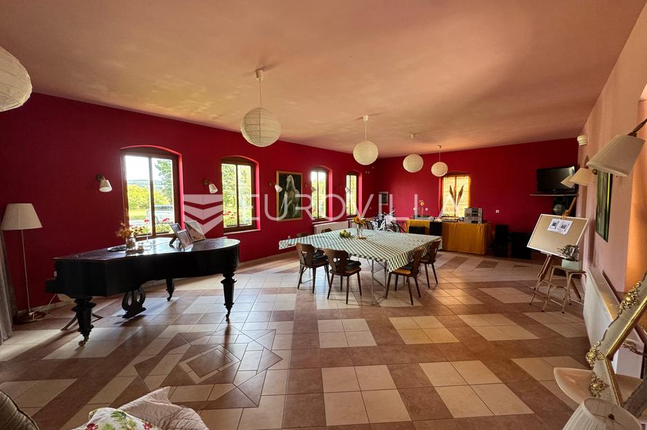 Casa In vendita - Brodsko-posavska Podcrkavlje