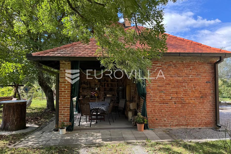 Casa In vendita - Brodsko-posavska Podcrkavlje