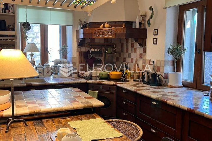 Haus Zu verkaufen - šibensko-kninska šibenik - foto 2/13