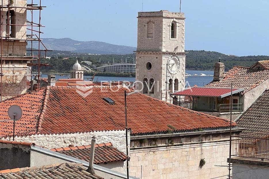 Casa In vendita - Šibensko-kninska Šibenik