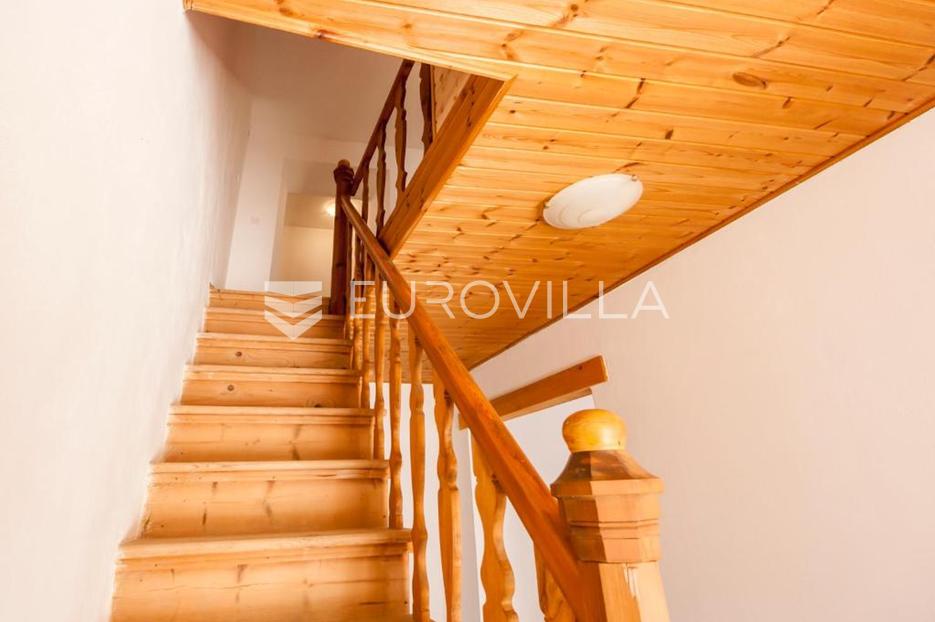 Kuća Na prodaju -  Marčana