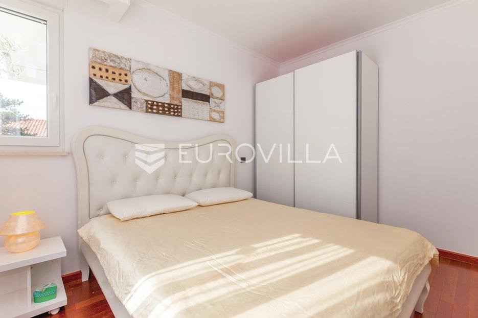 House For sale - Primorsko-goranska Crikvenica